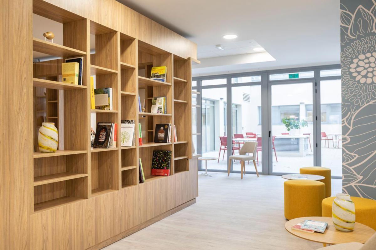 Oh Activ Nimes Aparthotel Buitenkant foto